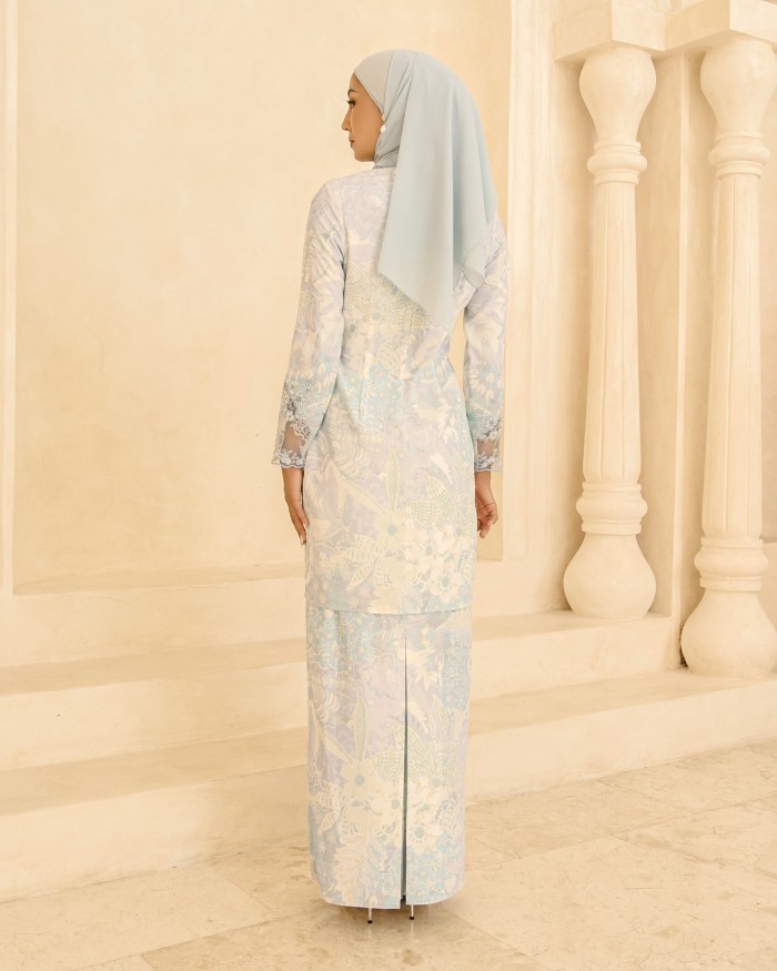 LAURA KURUNG - SILVER GREY
