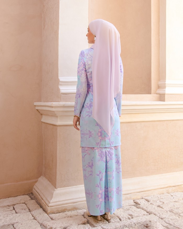 JANICE KURUNG - BLUE LAVENDER