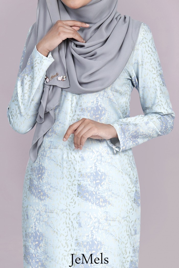 CELSAA KURUNG - SILVER GREY