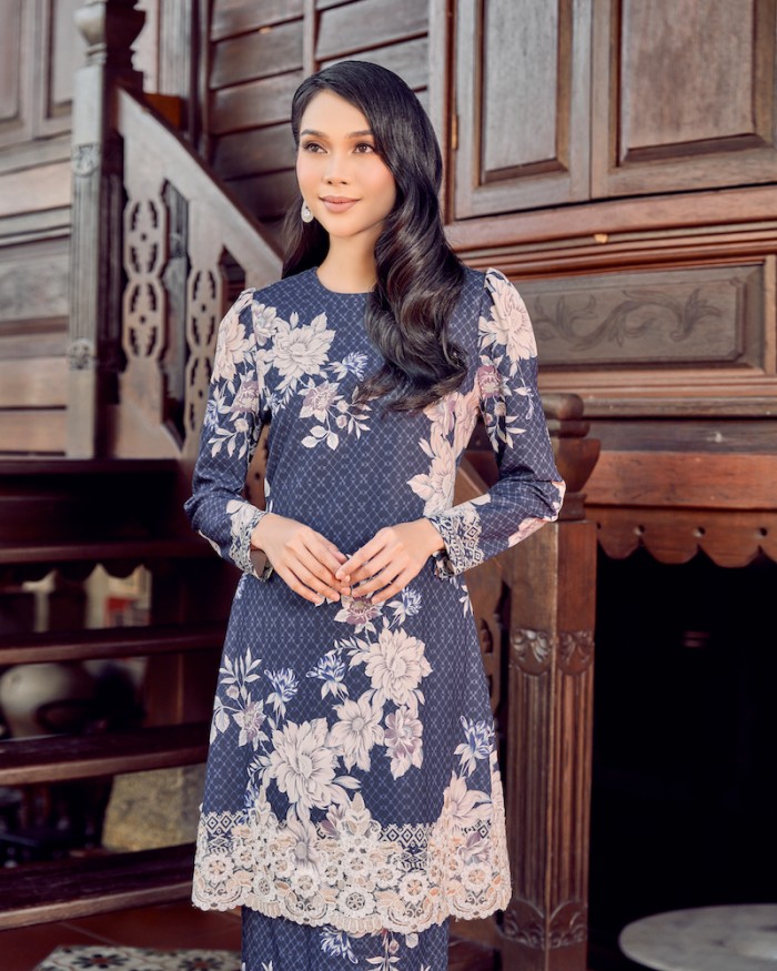 CELINA LACE KURUNG - NAVY