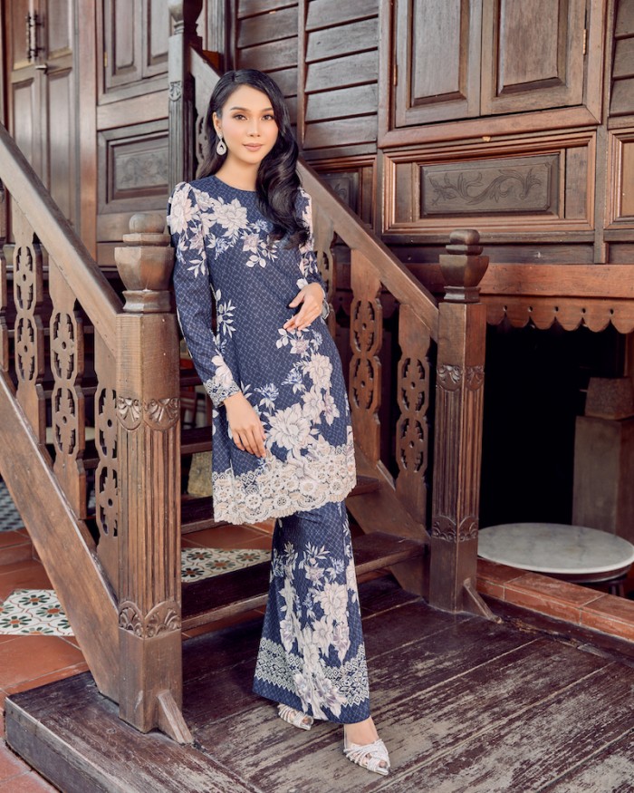 CELINA LACE KURUNG - NAVY