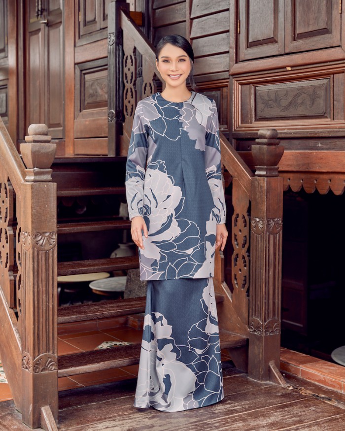 DINANG CRYSTAL KURUNG - NAVY