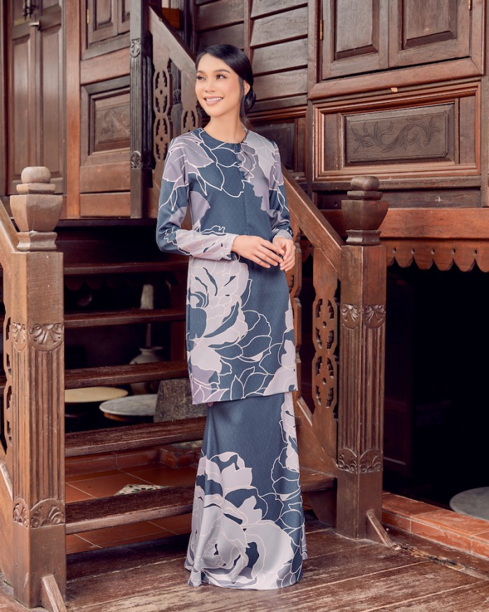 DINANG CRYSTAL KURUNG - NAVY