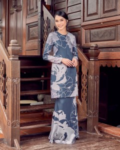 DINANG CRYSTAL KURUNG - NAVY