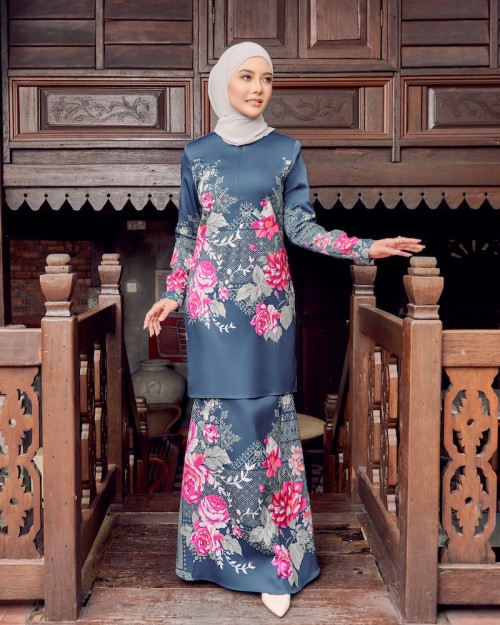 DERISA KURUNG - NAVY