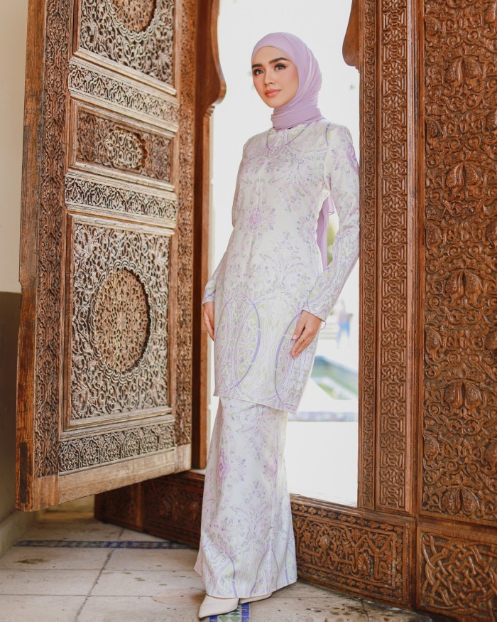 SEKAR KURUNG - GREYISH LILAC