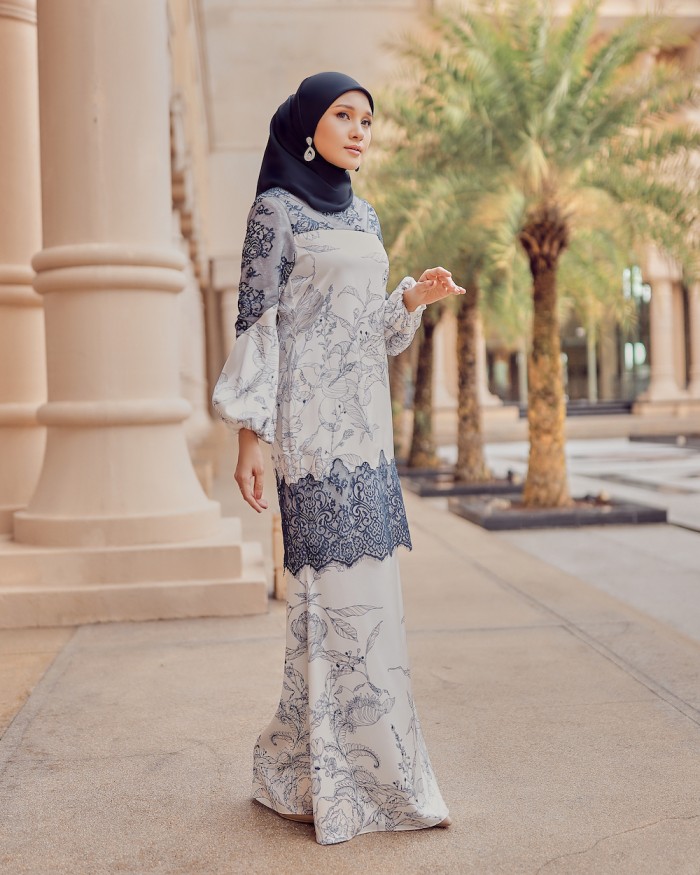 QESMENA LACE KURUNG - NAVY BLUE