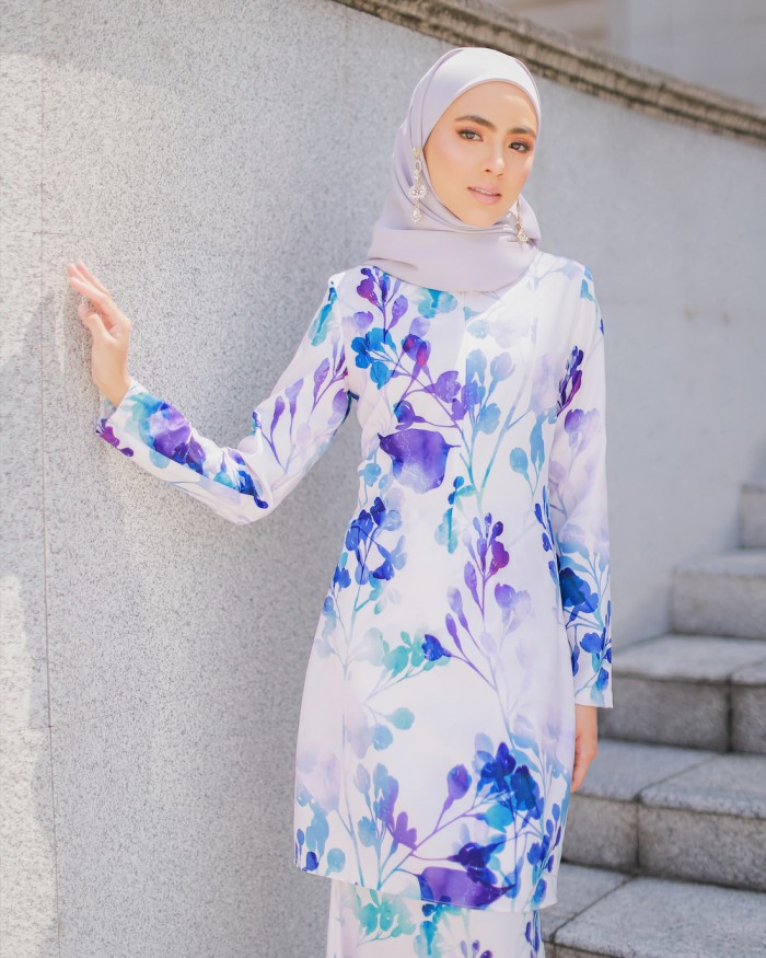 FIONA KURUNG - DAZZLING BLUE