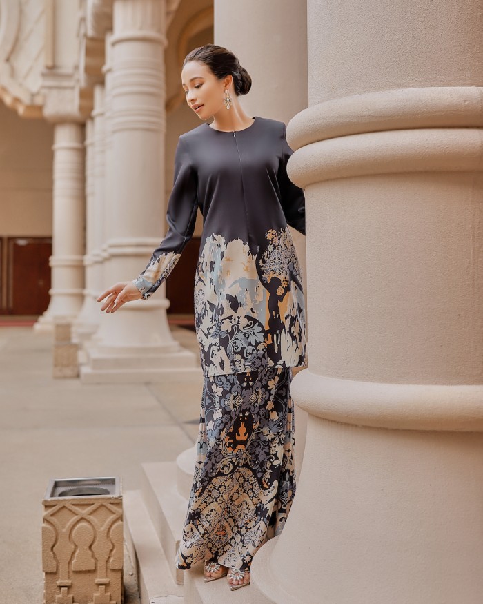 MISHRA KURUNG - DARK GREY