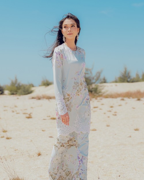 OLIVIA  LACE KURUNG - BLUE MINT