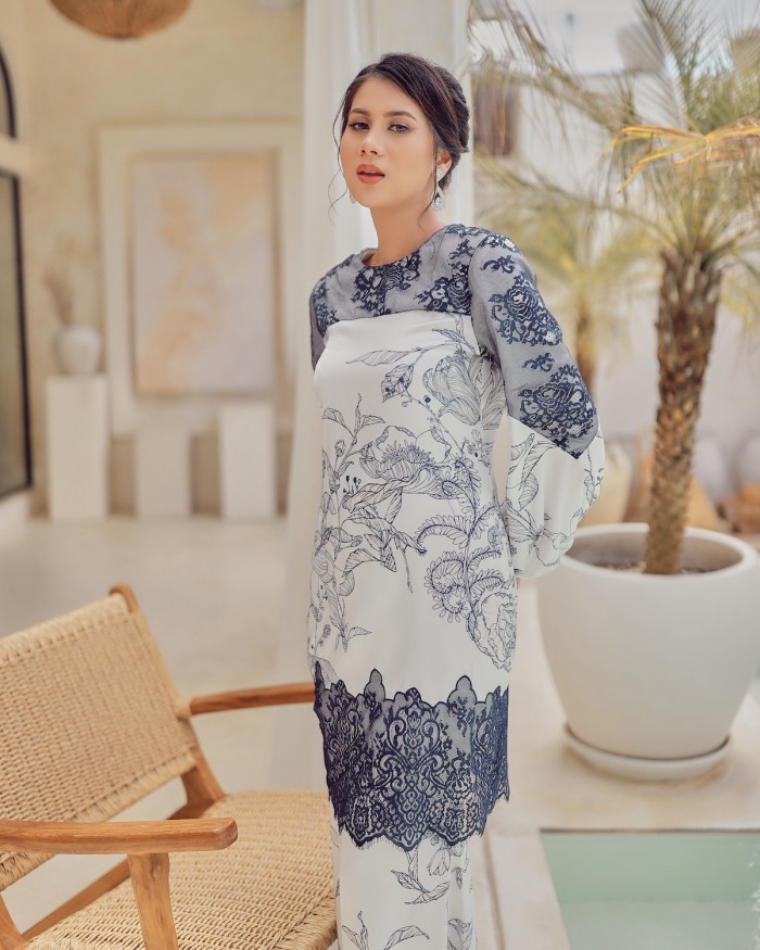 QESMENA LACE KURUNG - NAVY BLUE