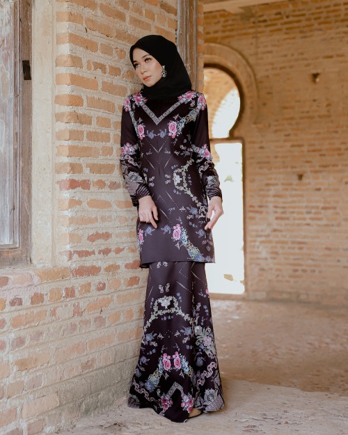 MAIRA PREMIUM KURUNG - BLACK