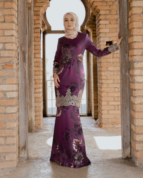 ARINA LACE KURUNG - DARK PURPLE