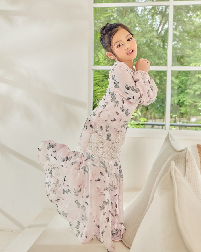 VIERRA KURUNG (KID) - ROMANCE PINK