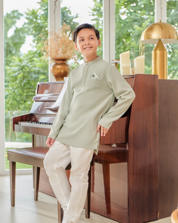 VIERRA KURTA (KID) - SAGE GREEN