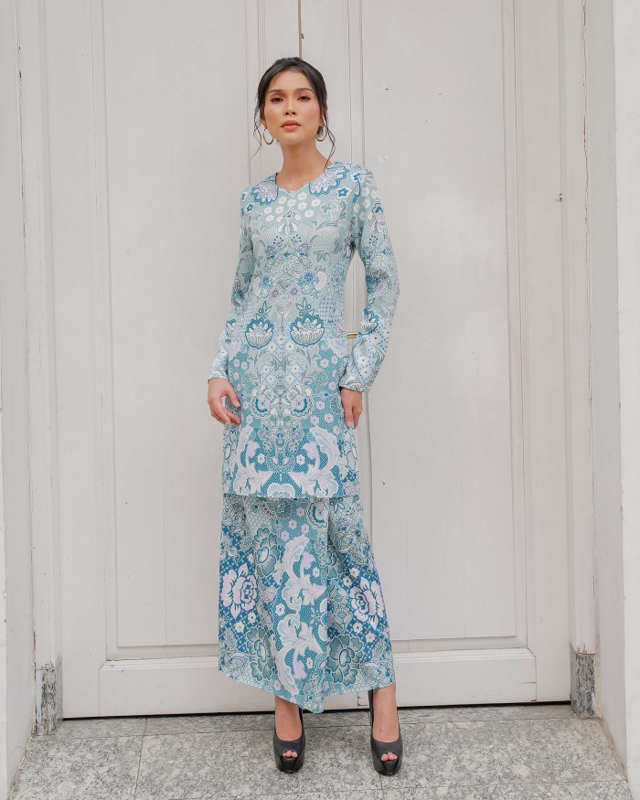 JUDINA KURUNG PAHANG  -  TURQUOISE BLUE