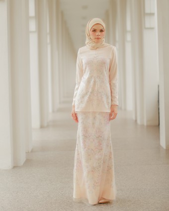 LOVELLA CRYSTAL KURUNG - NUDE PEACH