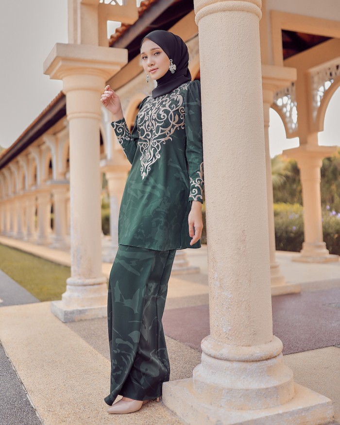 MAHSA KURUNG - EMERALD GREEN