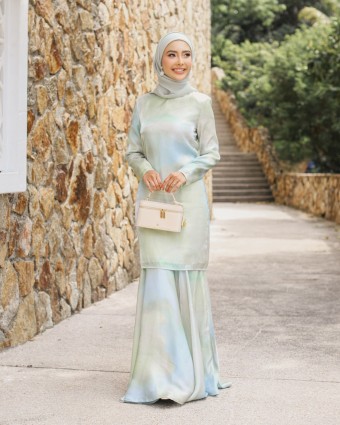 IVY KURUNG - MISTY GREEN