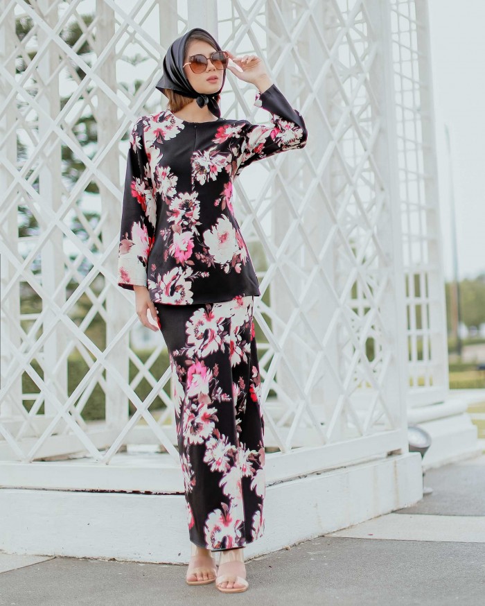 KYRA KURUNG KEDAH  - BLACK