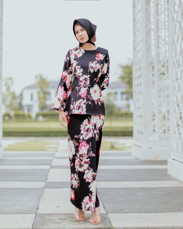 KYRA KURUNG KEDAH  - BLACK