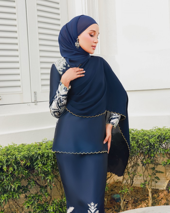 SARELLA KURUNG - NAVY BLUE