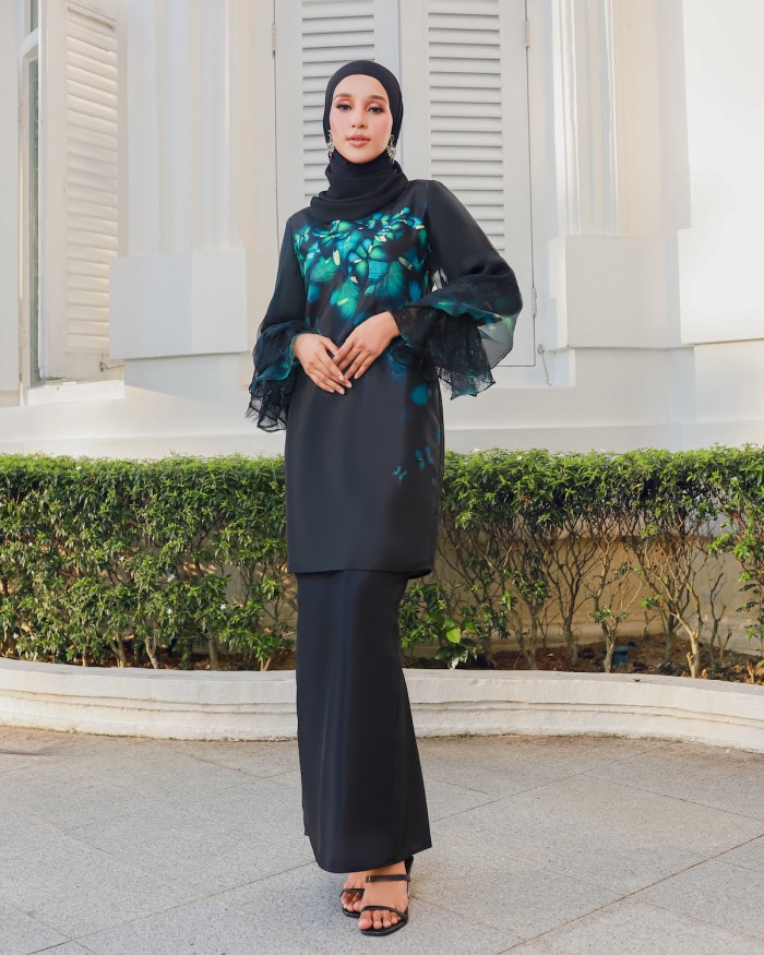 STELLA KURUNG - BLACK