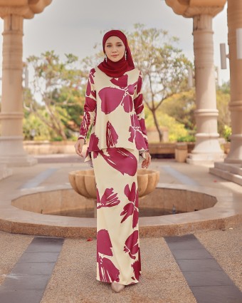 RINNA  KURUNG - ROSY RED