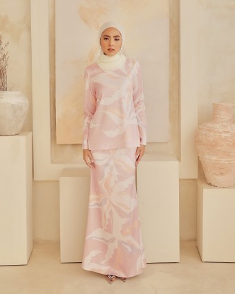 NORISHA KURUNG - ROMANCE PINK