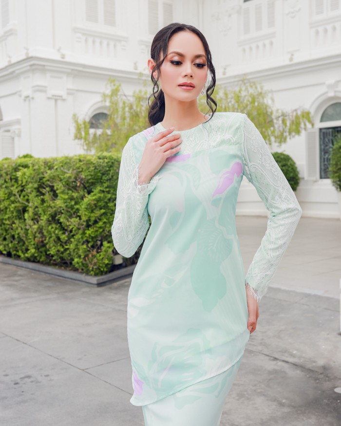 CAMELIA KURUNG - MIST GREEN