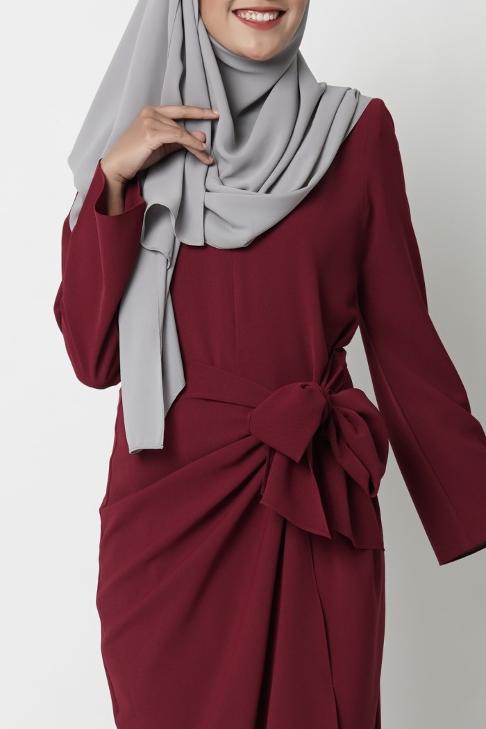 JERVAINE DRESS - BURGUNDY