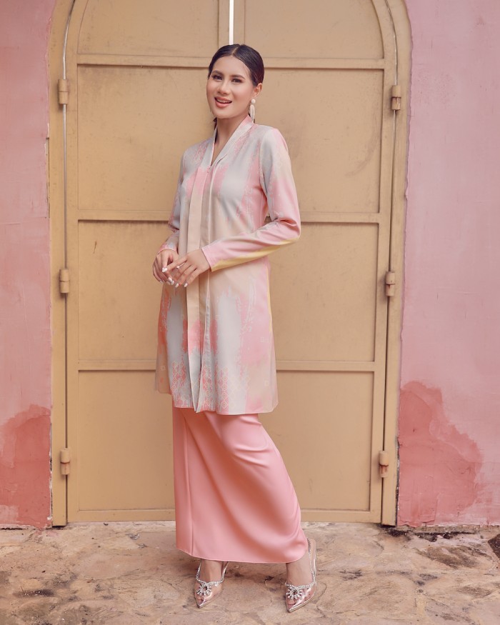 SYARIA KEBAYA - SALMON PINK